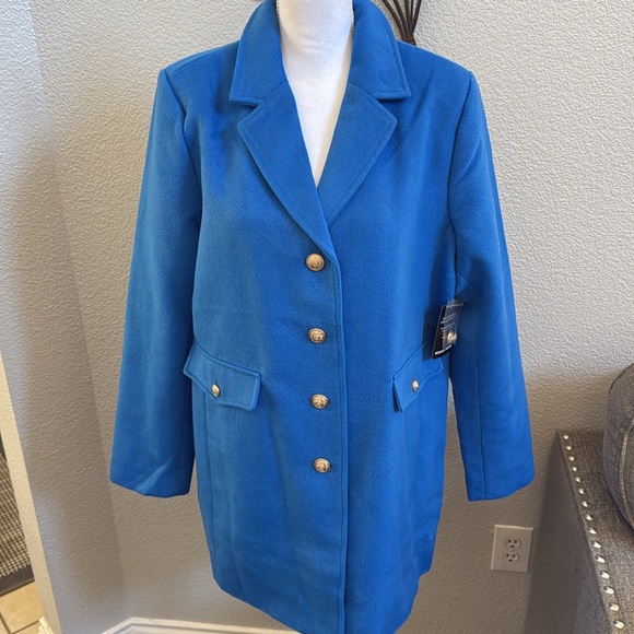 Boston Proper Classic Tailored Coat - Picture 4 of 11